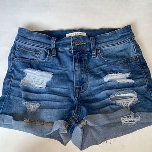 pacsun the shortie shorts, size 25 mid rise